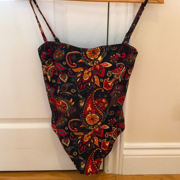 Byron Bay 1 piece swimsuit - Picture 1 of 7